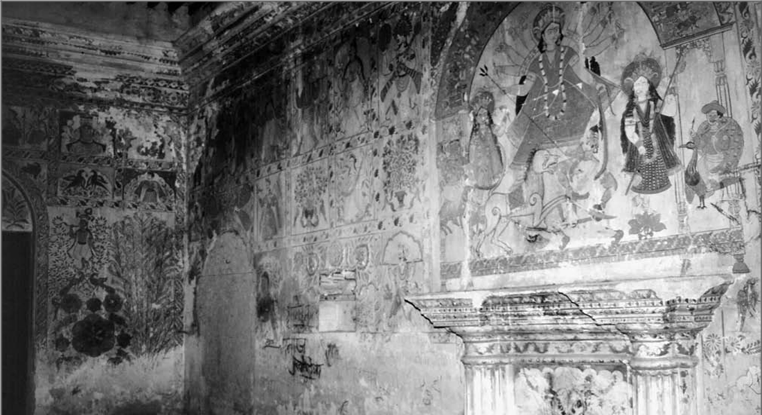 Corner of painted interior of kohbara ghar of the daughter of Maharaja Rameshwar Singh for her 1919 marriage. The wall has been divided into four tiers, each divided into rectangular panels that contain complete paintings of one or two themes. Broad borders of scrollwork and vines separate individual paintings. Photographed in 1996. Source: Original Paper